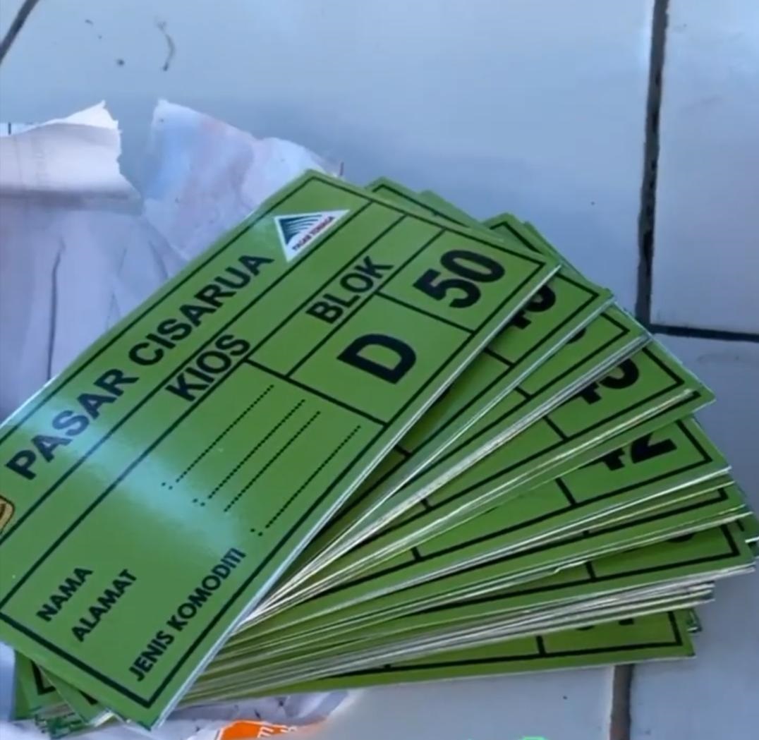 SEBENTAR LAGI PASAR CISARUA RAMPUNG